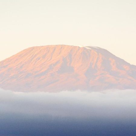 Апартаменты Amboseli Redhouse Экстерьер фото